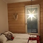 Villa Arctic Giantlog